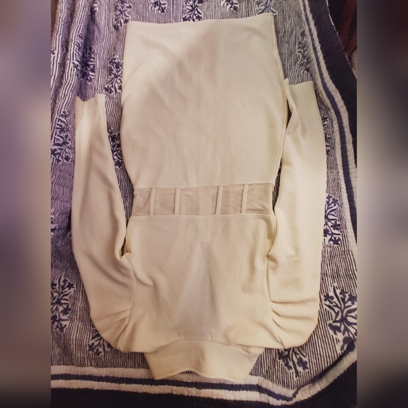 Almost Famous White Zip-Front Collared Bodycon Dress - Picture 5 of 6